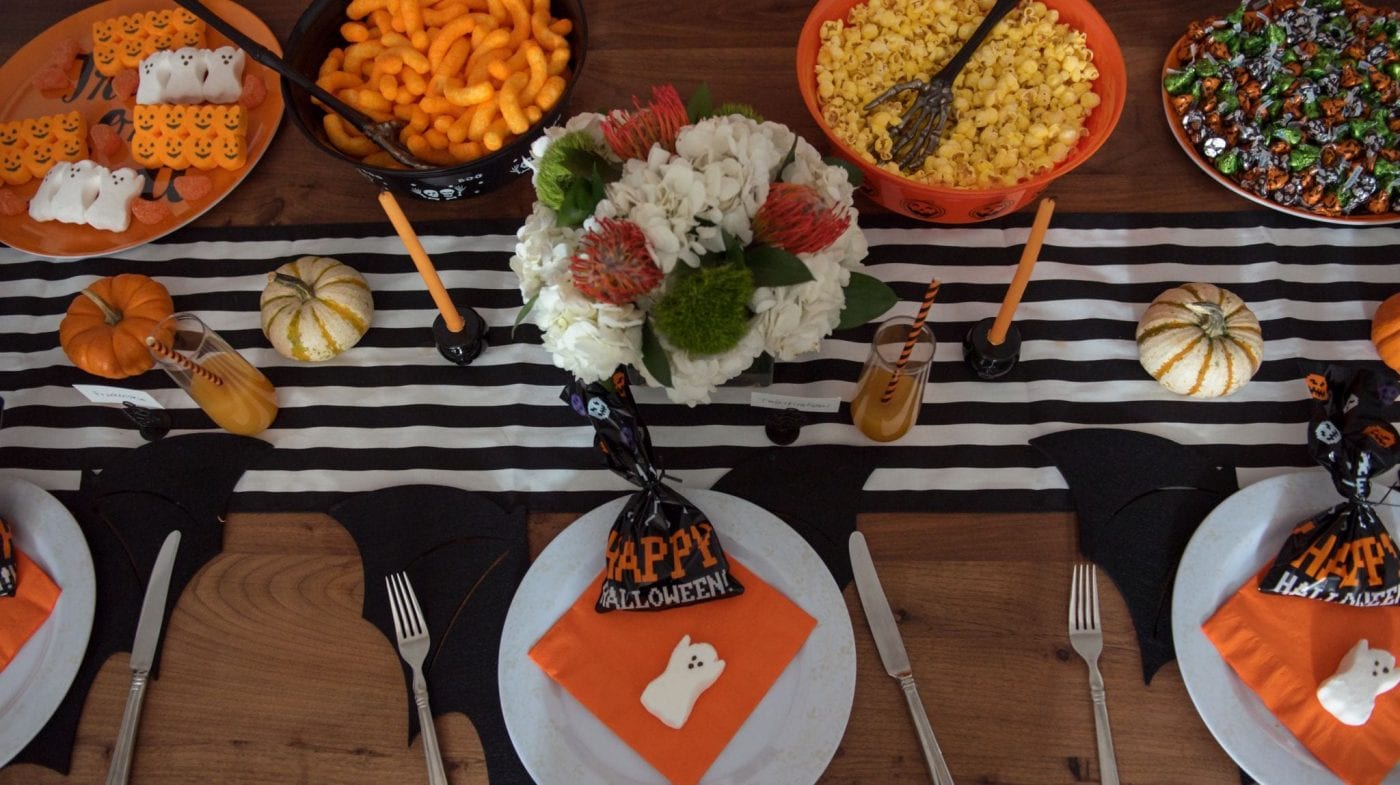 Monster Mash Halloween Tablescape DSC 2666 1