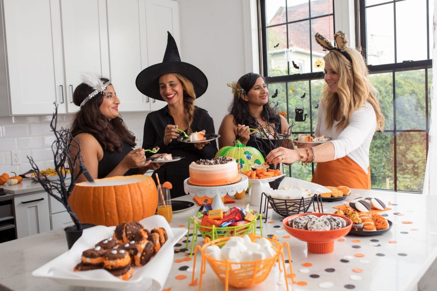 Monster Mash Halloween Tablescape SS MonsterMash2441