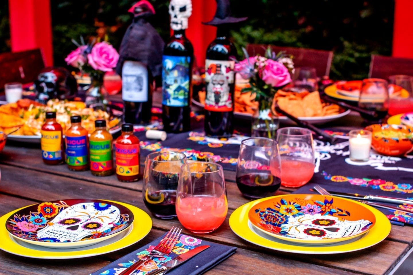 10 Ideas for a Beautiful Dia De Los Muertos Party Dia de los Muertos party. Dia de los Muertos tablescape. Flora Springs Halloween wine.