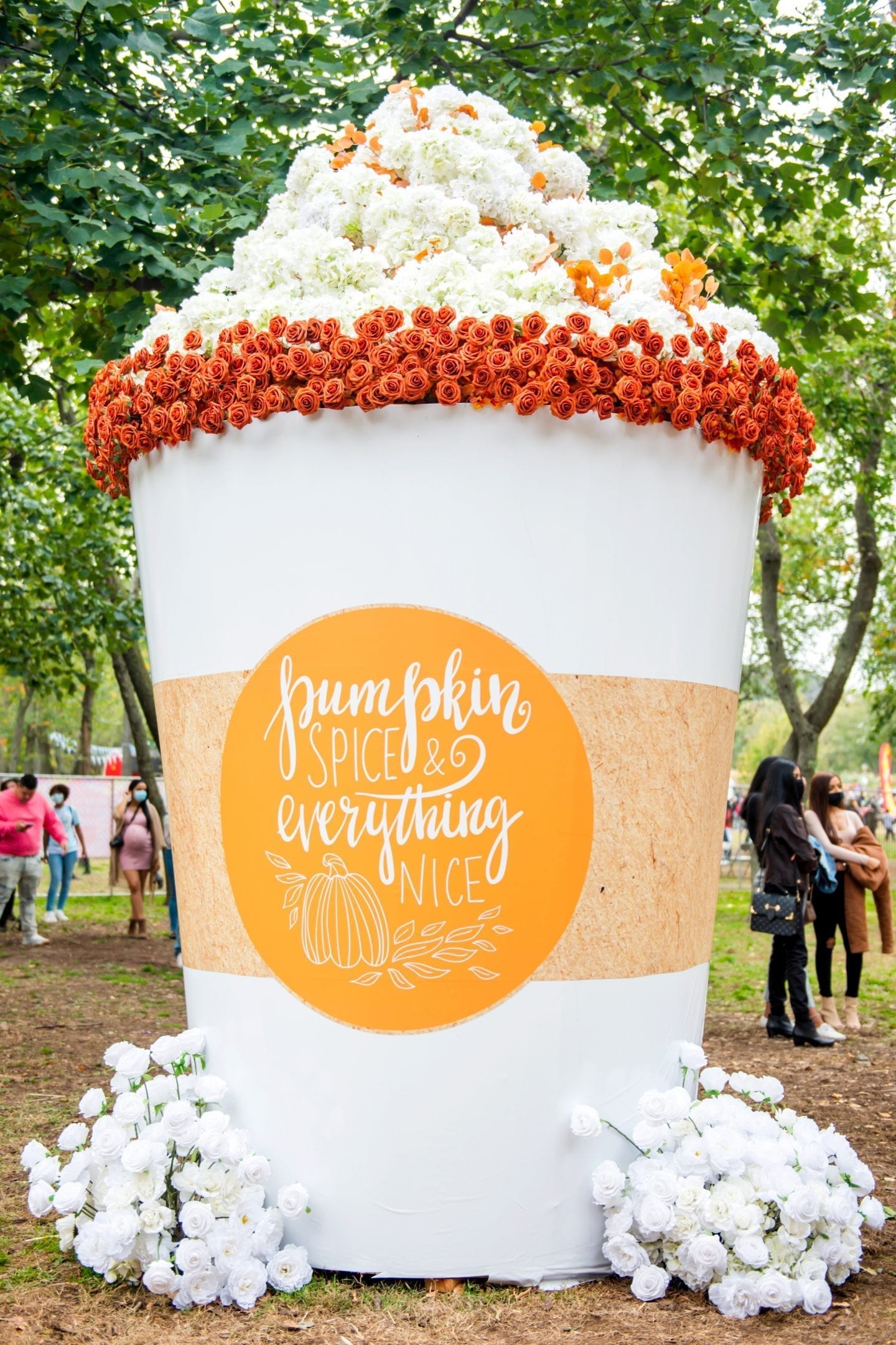 How to Enjoy Fall at The Floral Escape in NYC? DSC 8960