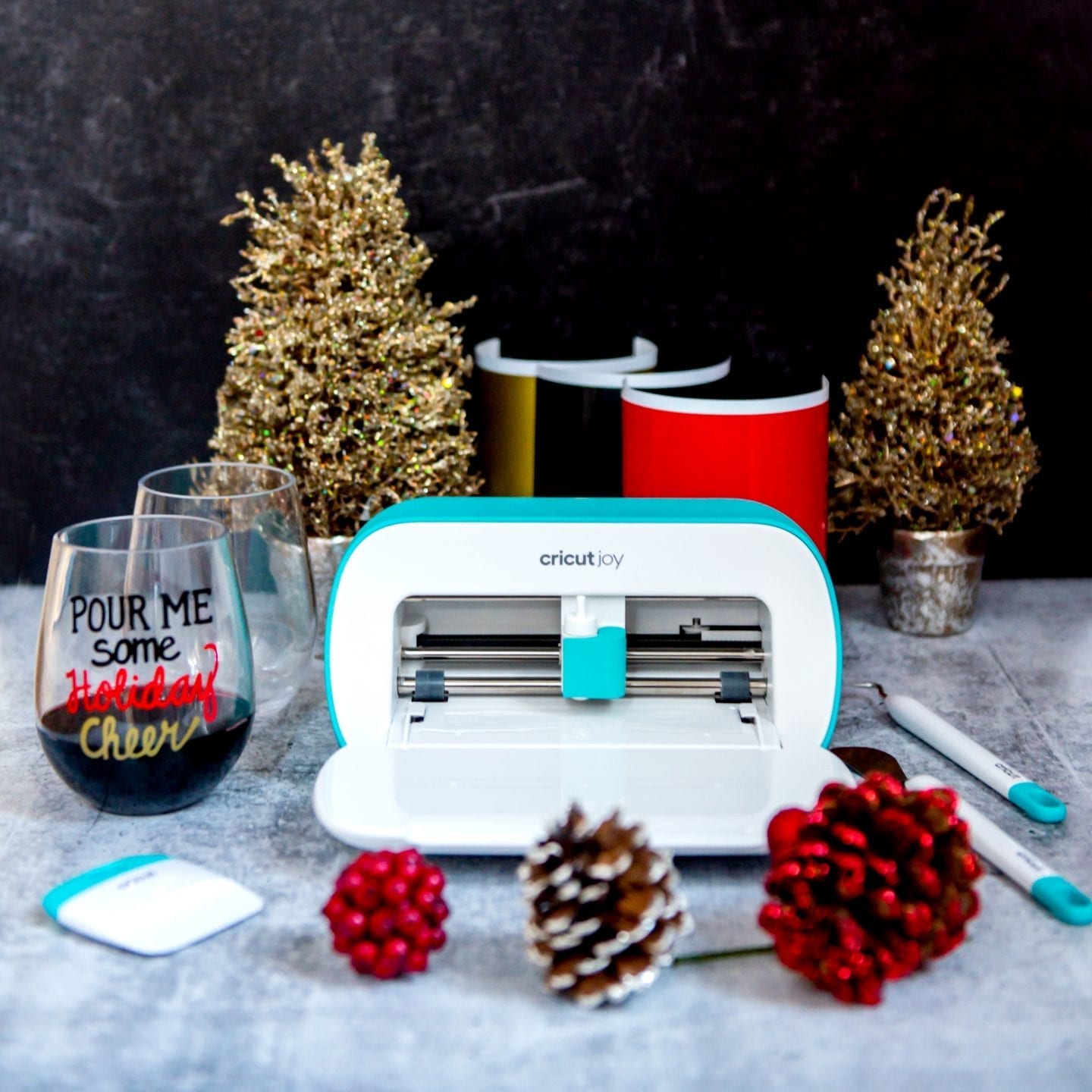 How to Make Holiday Gifts With Cricut Joy holiday gifts with cricut joy