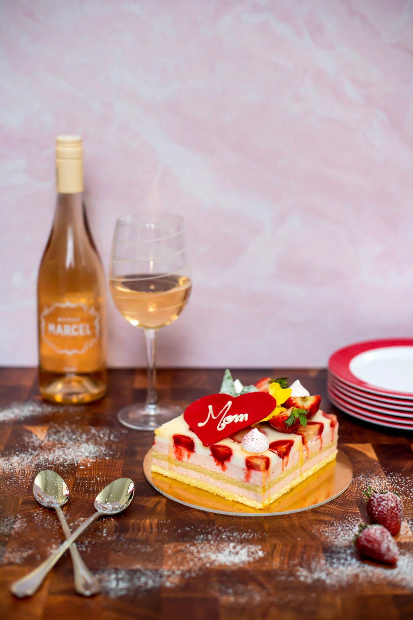 The Best Mother's Day Ideas for 2021 Best Mother's Day Ideas. Mother's Day Cake and Rose Wine