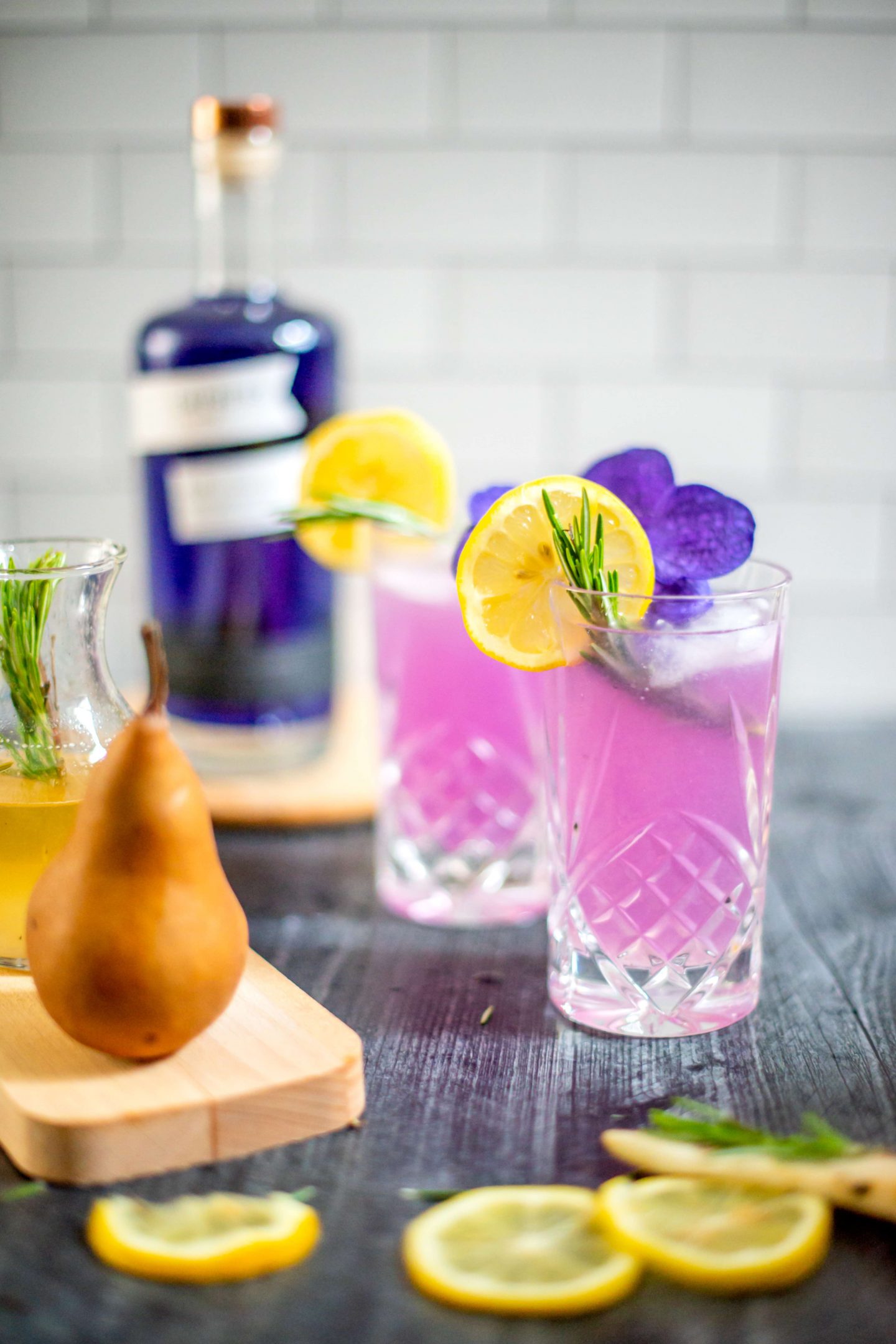 7 Ingredients to Make Beautiful Empress Gin Cocktails with Pear and Rosemary Empress Gin - Pear Rosemary Lemon Cocktail, Empress Gin Cocktail. Empress Gin cocktails. Purple cocktail.