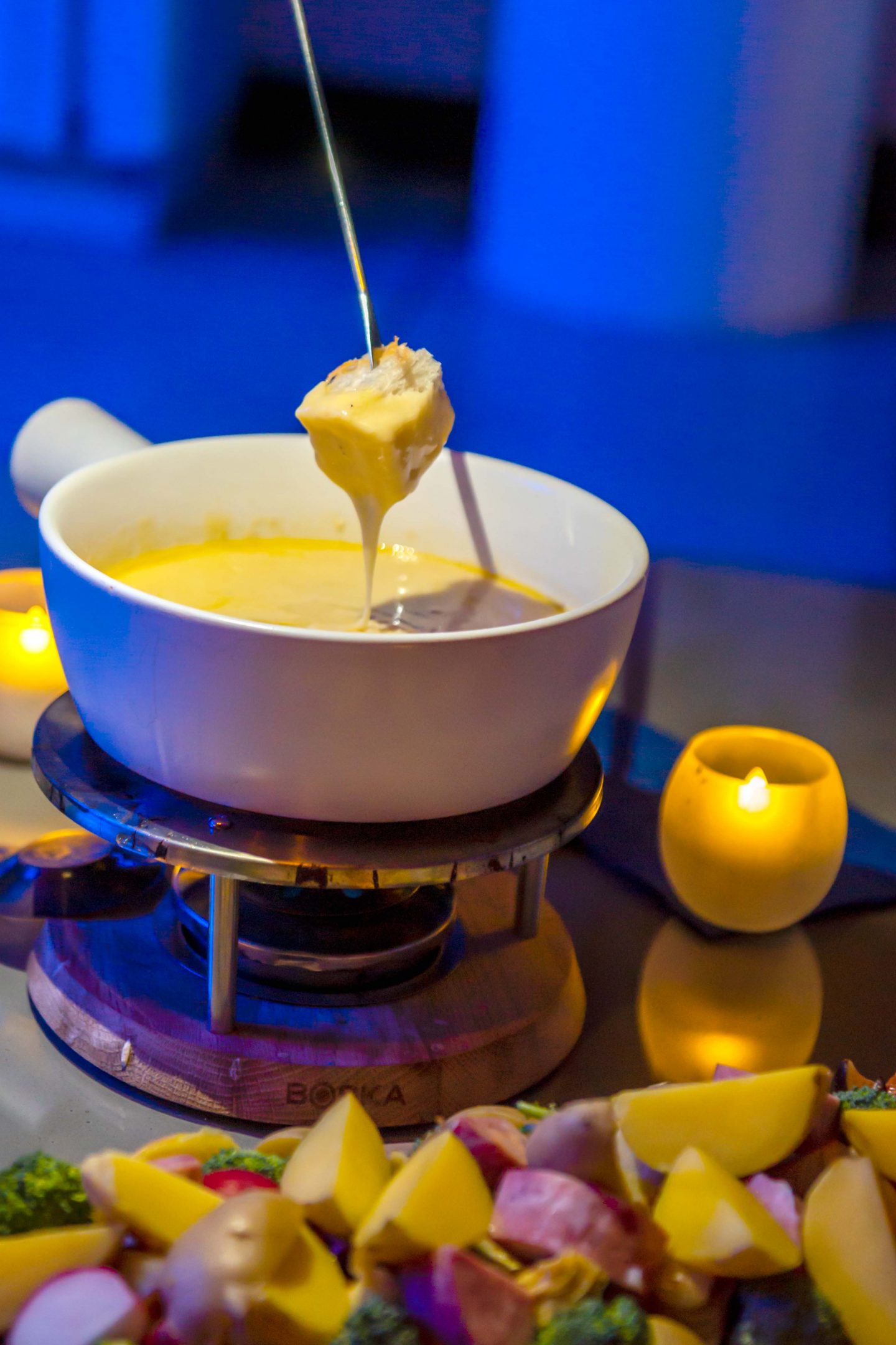 The Best Winter Rooftop Bars in NYC in 2022: Sandbar Sandbar Fondue. Best Winter Rooftop Bars in NYC. Sandbar Rooftop.