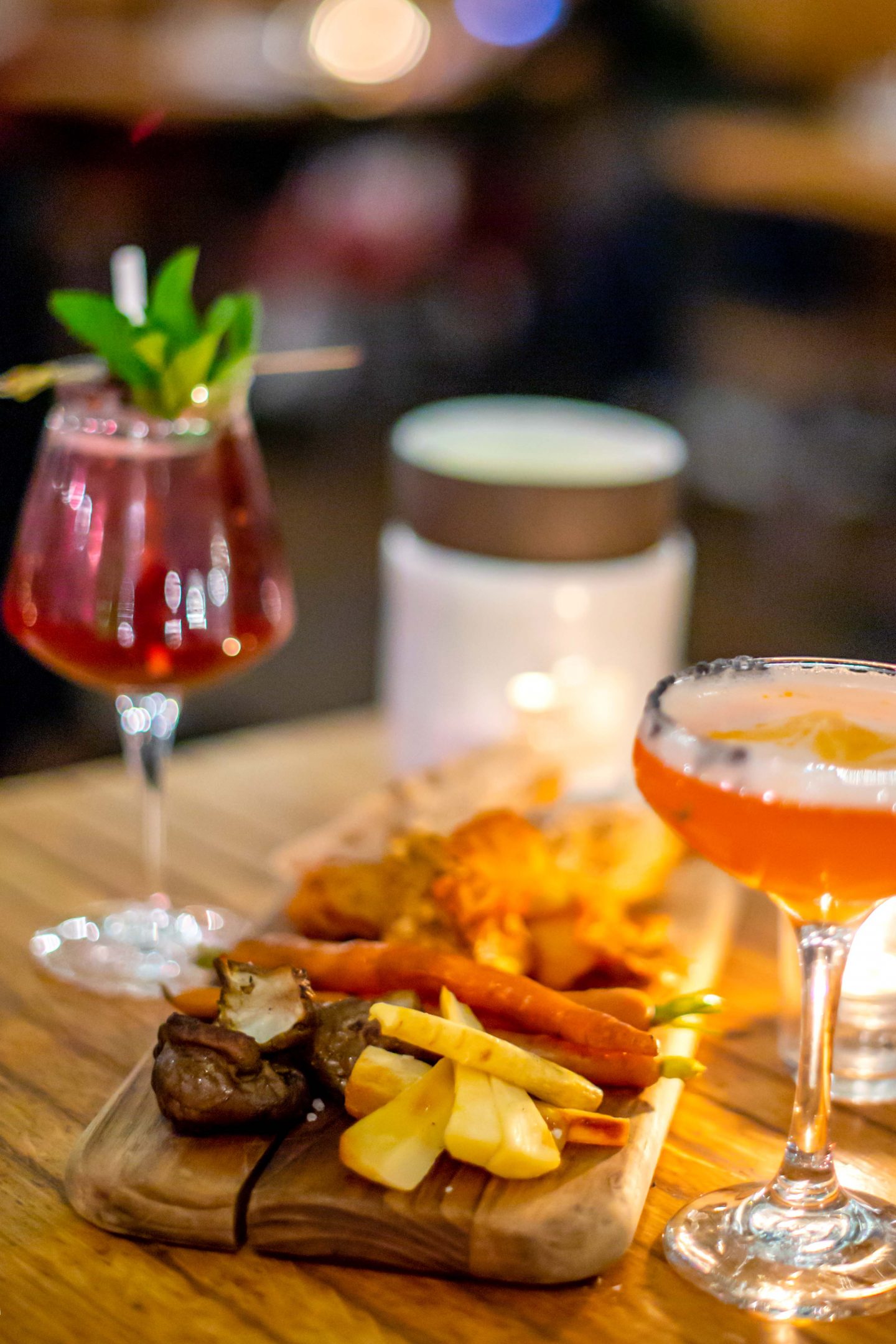 The Best Winter Rooftops in NYC in 2022: Eataly Flatiron Fondue and Cocktails at Eataly Flatiron. Best Winter Rooftops in NYC.