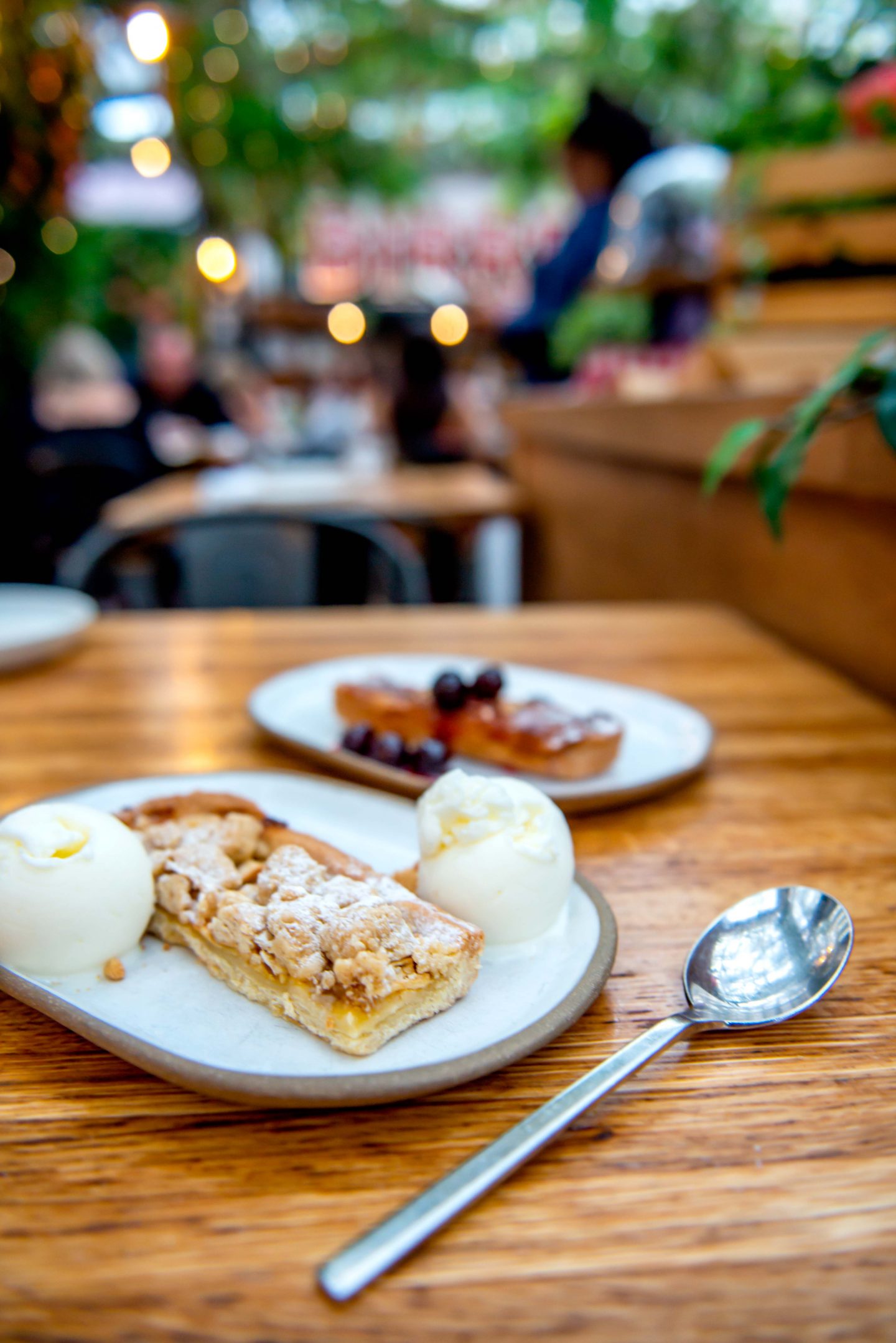The Best Eataly Flatiron Rooftop Review in 2022 Eataly Flatiron Rooftop Review. Crostata de Mele e Albicocca. Mandorla e Amarena.