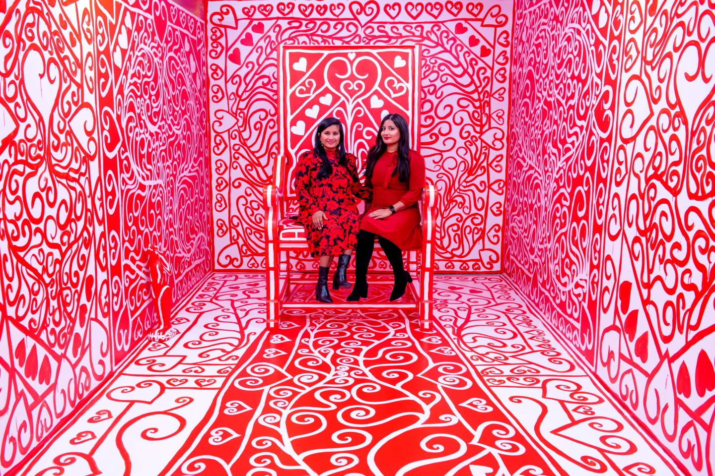 Wonderland Dreams NYC: 20 Beautiful Rooms Inspired by Alice in Wonderland Wonderland Dreams. Alice in Wonderland. Alice's Adventures in Wonderland. Alexa Meade. Queen of Hearts. Wonderland Dreams NYC.