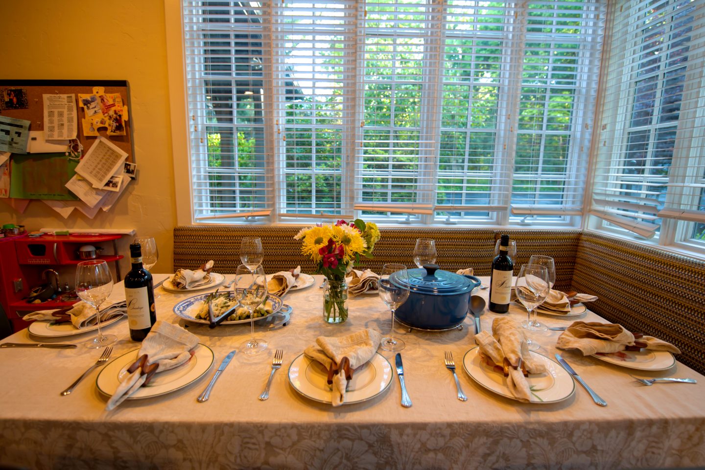 Best Mother's Day Ideas. Mother's Day tablescape. 
