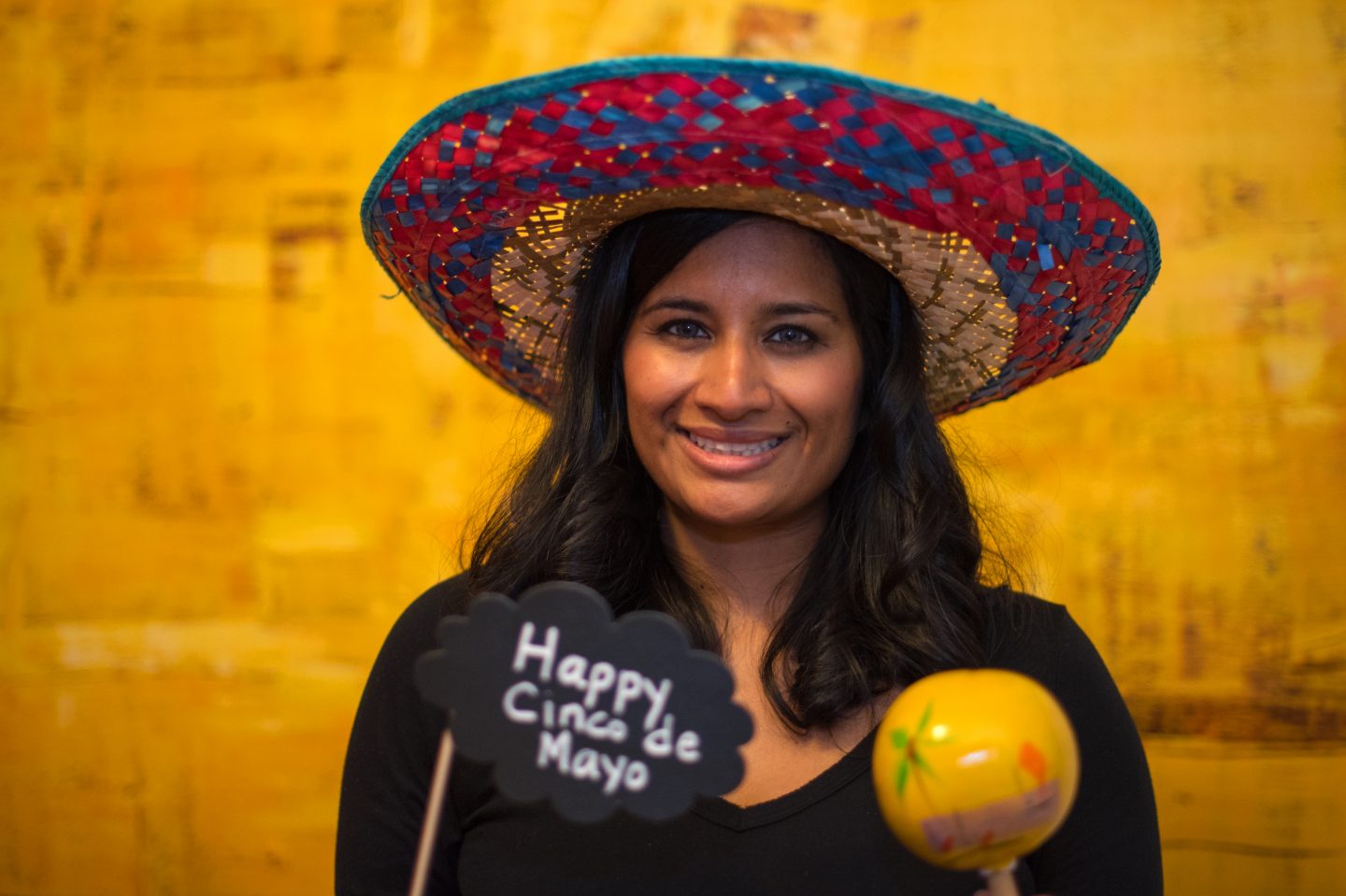 Cinco de Mayo Party Ideas. Cinco de Mayo Tablescape. Cinco de Mayo Dinner Party. Cinco de Mayo Photobooth Props. Sombreros.  