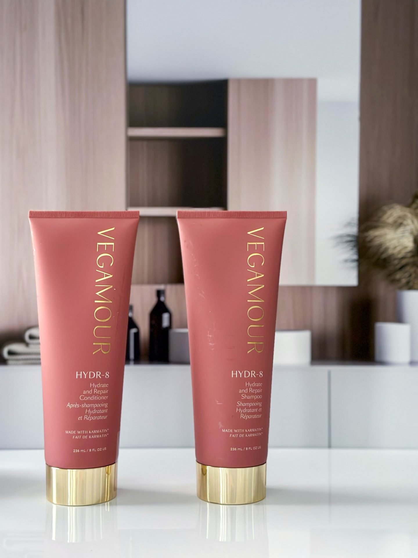 Unveiling 3 Beauty Secrets: Vegamour Reviews for Your Hair Transformation Vegamour Reviews. Vegamour HYDR-8 Shampoo. Vegamour HYDR-8 Conditioner.