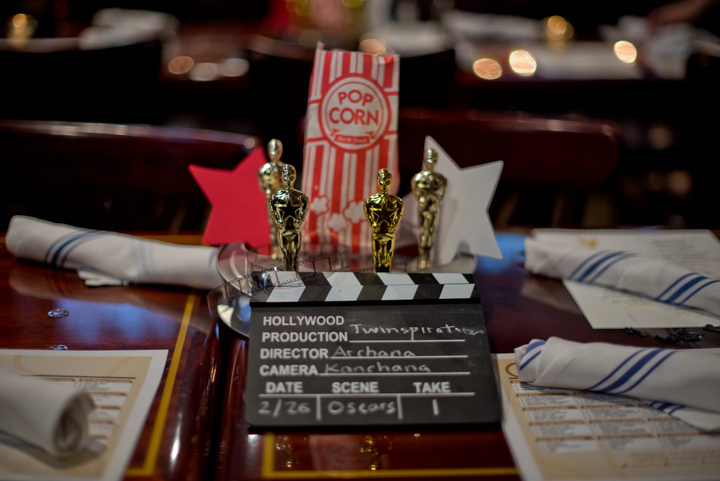 Roll Out the Red Carpet: 9 Best Oscars Party Ideas for a Glamorous Night Oscars Party Ideas. Oscars Centerpieces. Clapboard. Popcorn.