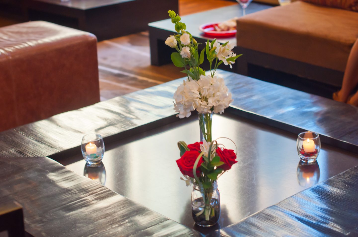 Fire and Ice Theme Party Ideas. Red and white party. Red and white flowers. 