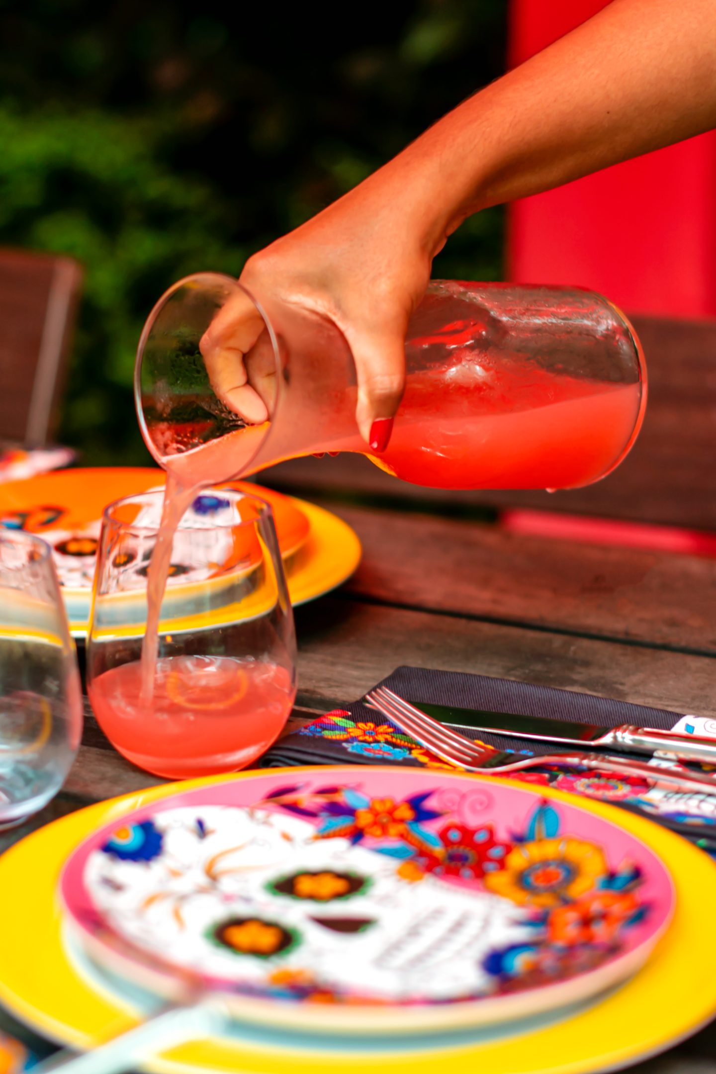10 Ideas for a Beautiful Dia De Los Muertos Party Mexicue paloma.