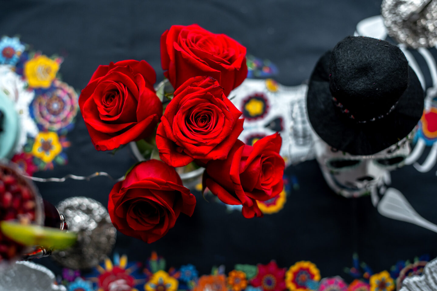Day of the Dead Party Ideas. Dia de los Muertos. Day of the Dead Party Tablescape. Day of the Dead Tablescape. 