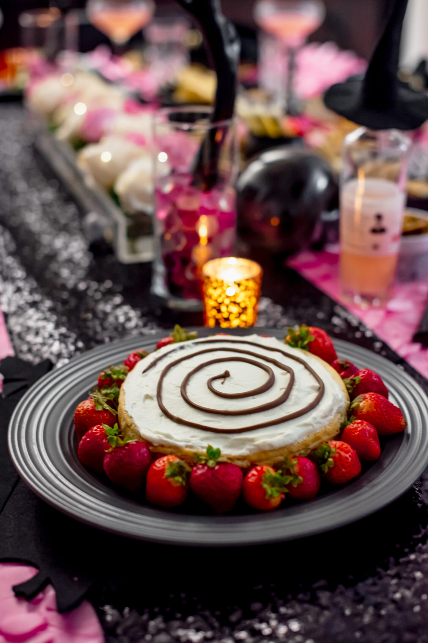 Pinkoween. Barbie Halloween. Pink Halloween. Pink and Black Tablescape. Mikasa Swirl Black. Cheesecake. 