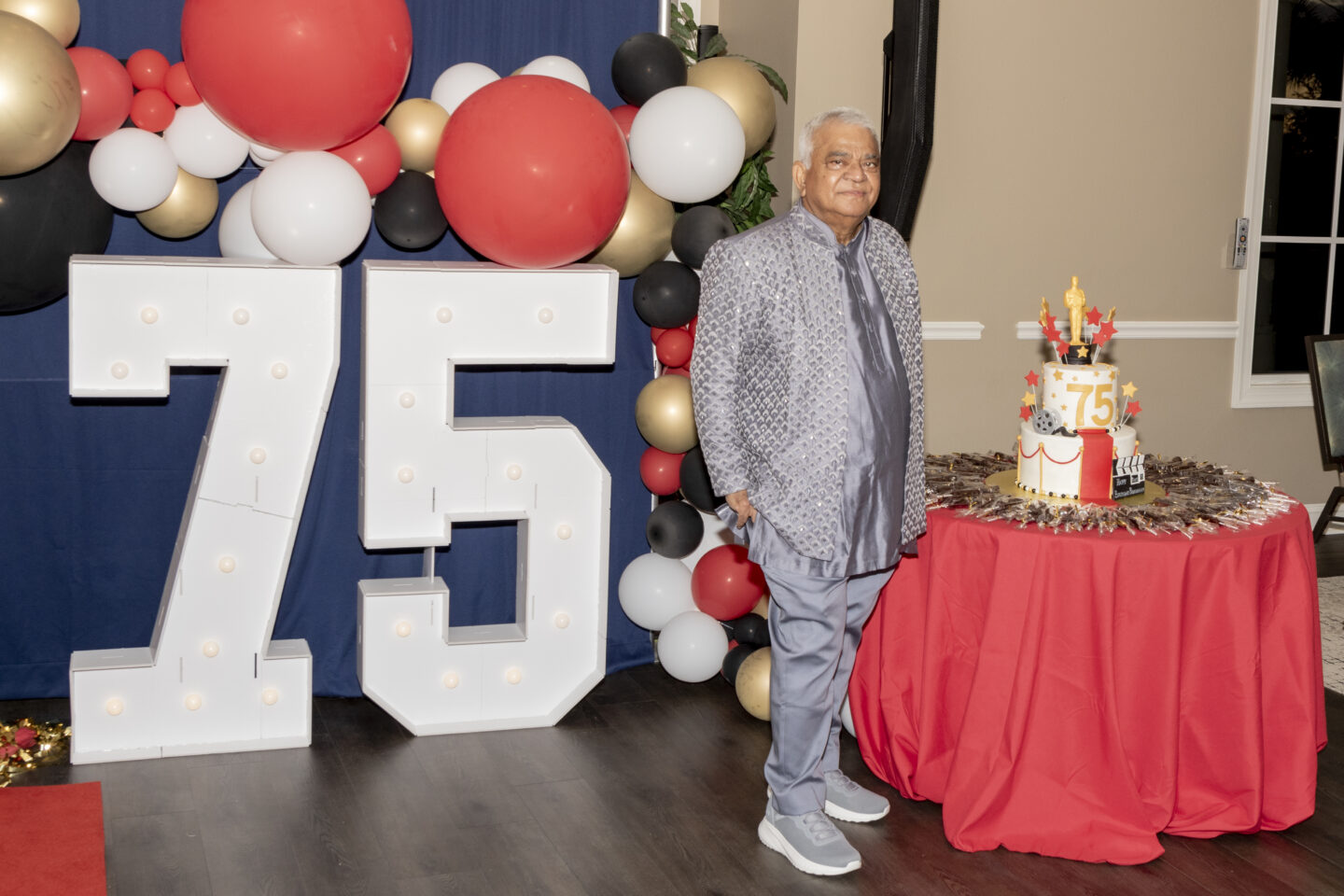 Bollywood Oscars Party. 75th Birthday Party. Indian Party. Bollywood Theme Party. Oscars Cake.