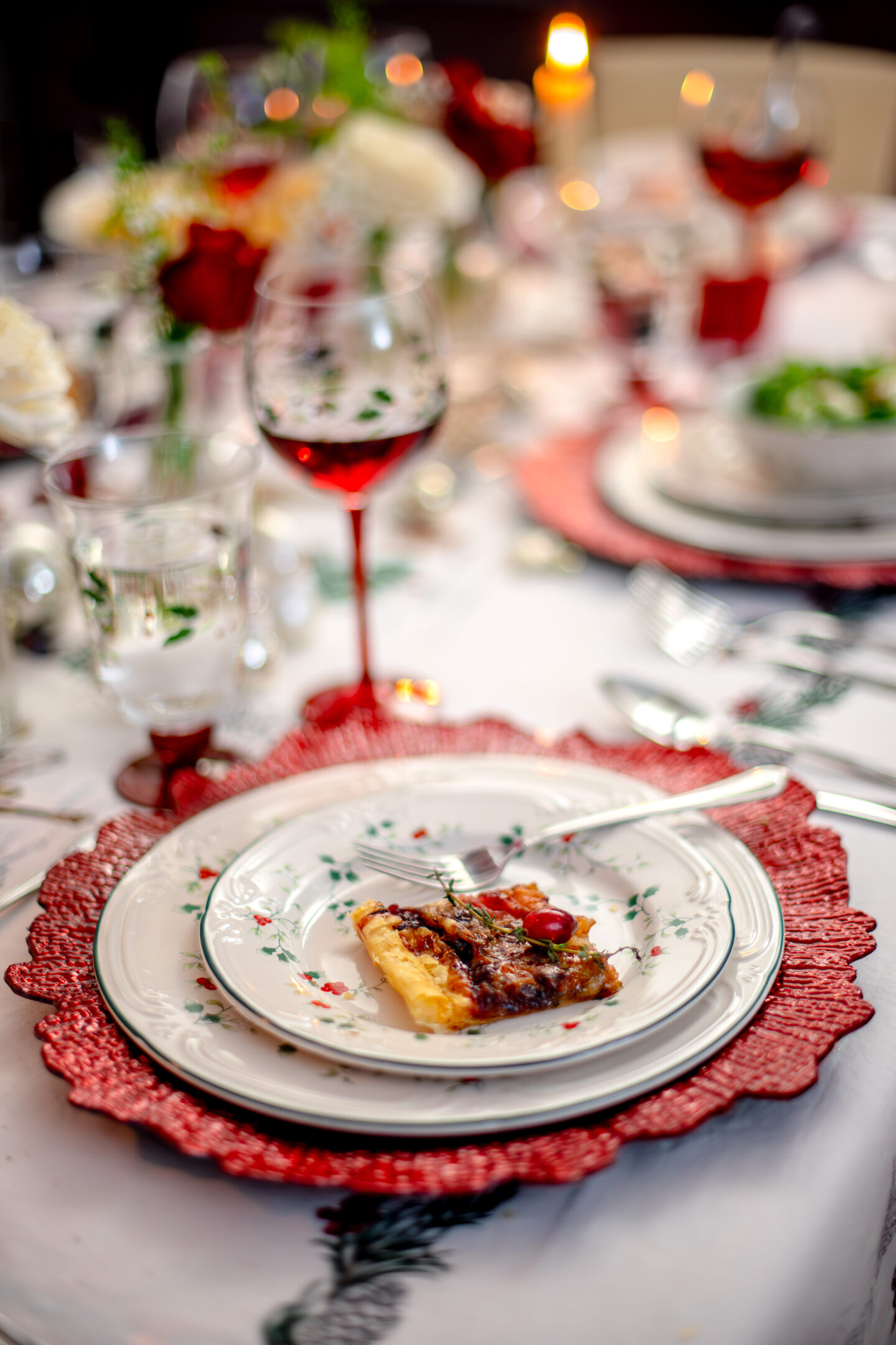 Pfaltzgraff Winterberry Tableware.