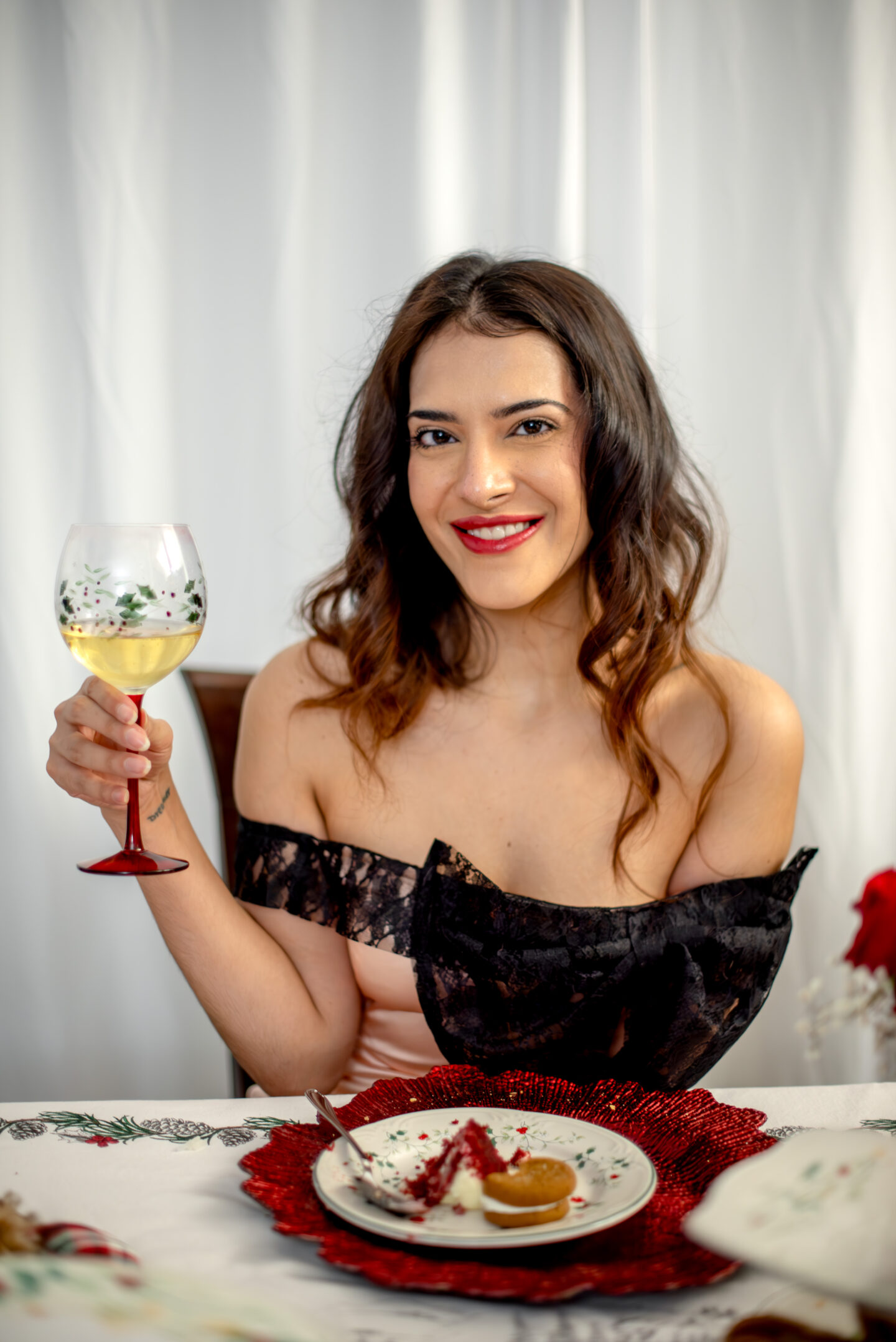 Pfaltzgraff Winterberry Tableware.
