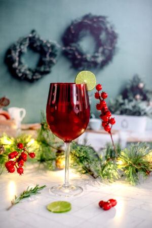 The Best 7-Ingredient Sparkling Margarita with Cranberry: Holiday Recipe