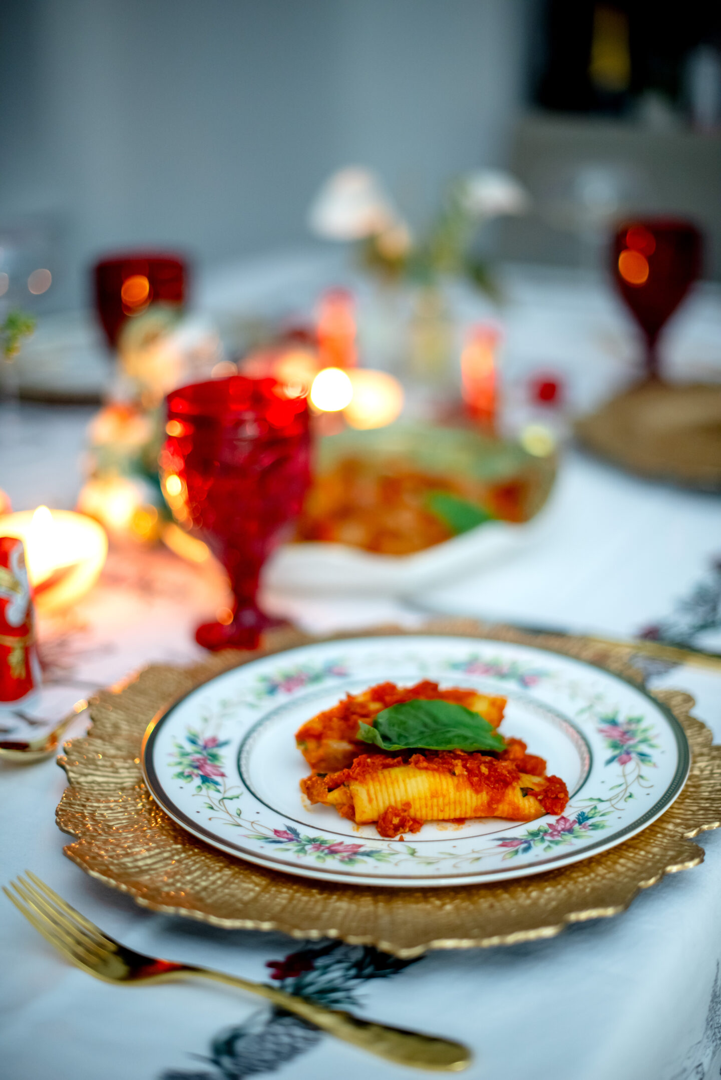 Fitz and Floyd Christmas. Christmas Tablescape.