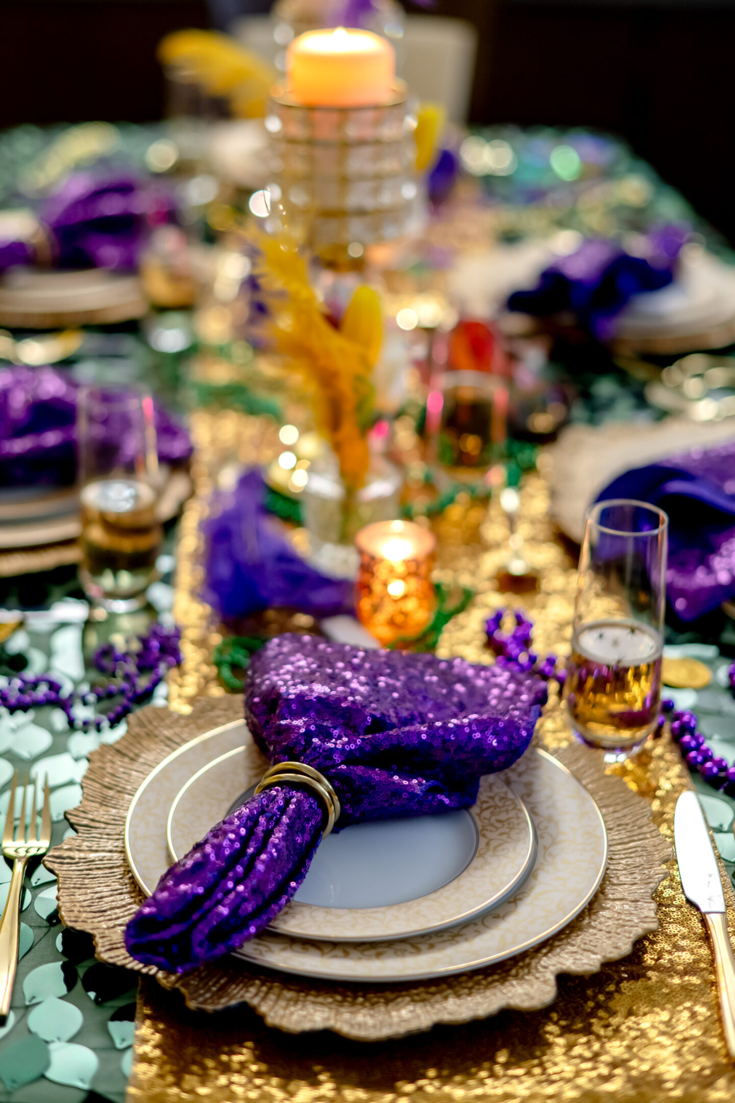 Mardi Gras Party Ideas. Mardi Gras Tablescape. 