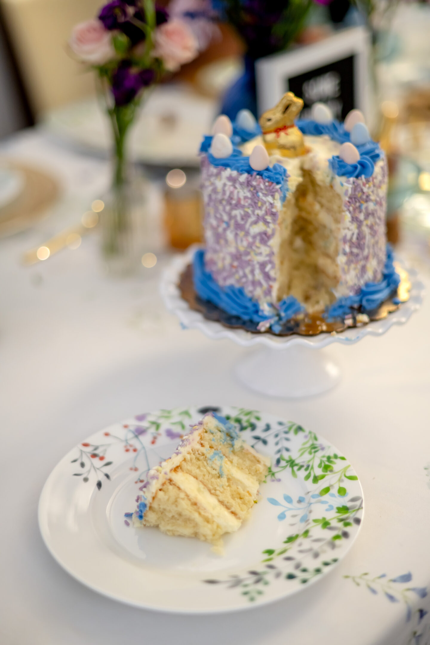 17 Gorgeous Easter Table Ideas with the Mikasa Tivoli Garden Collection Easter Table Ideas. Mikasa Tivoli Garden Collection. Easter Tablescape. Easter cake. Lindt bunny. Cadbury chocolate eggs.