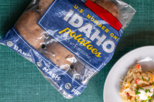 9 Ingredients to Make the Ultimate Mexican Mashed Potatoes for Cinco de Mayo Idaho Potatoes