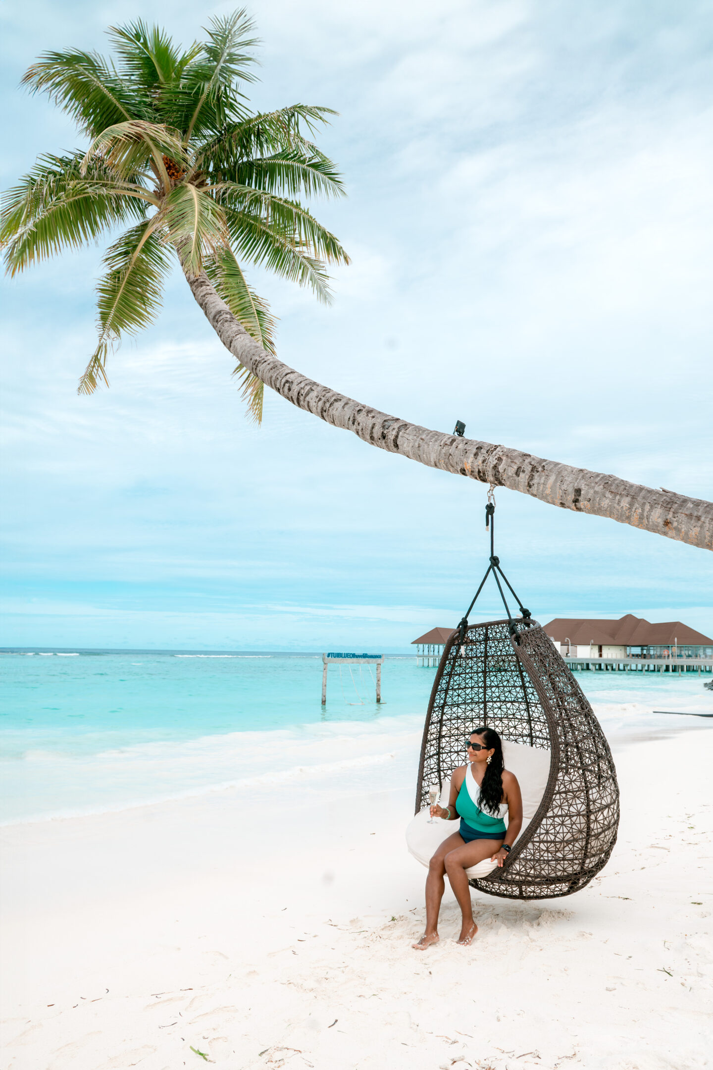 The Best Maldives Water Villa for the Ultimate Girls Trip: Explore 2 Must-Visit Sun Siyam Resorts. Sun Siyam Olhuveli.