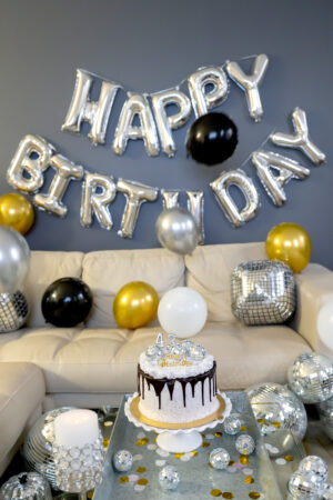 How to Throw the Best Disco Birthday Party – 10 Groovy Tips for a Funky Celebration