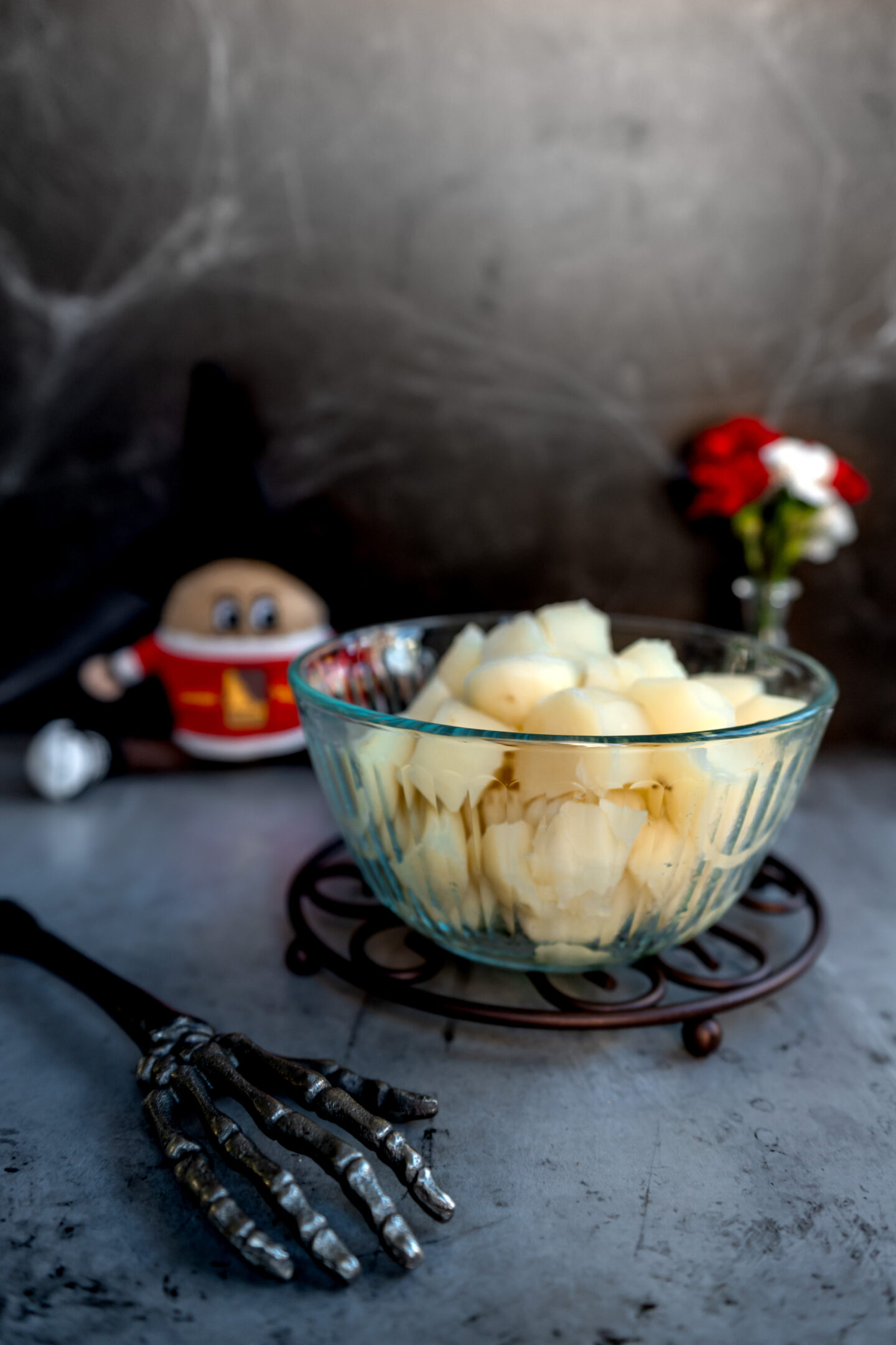 Spooktacular Halloween Potatoes: Delicious 7-Ingredient Mashed Boo-tatoes. Idaho Potatoes. 