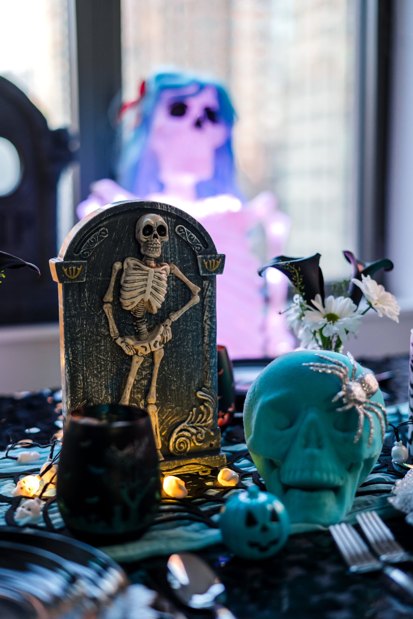 10 Stunning Black and Teal Halloween Party Ideas: Ghoulish Halloween Theme Ideas Teal Halloween Tablescape. Halloween Theme.