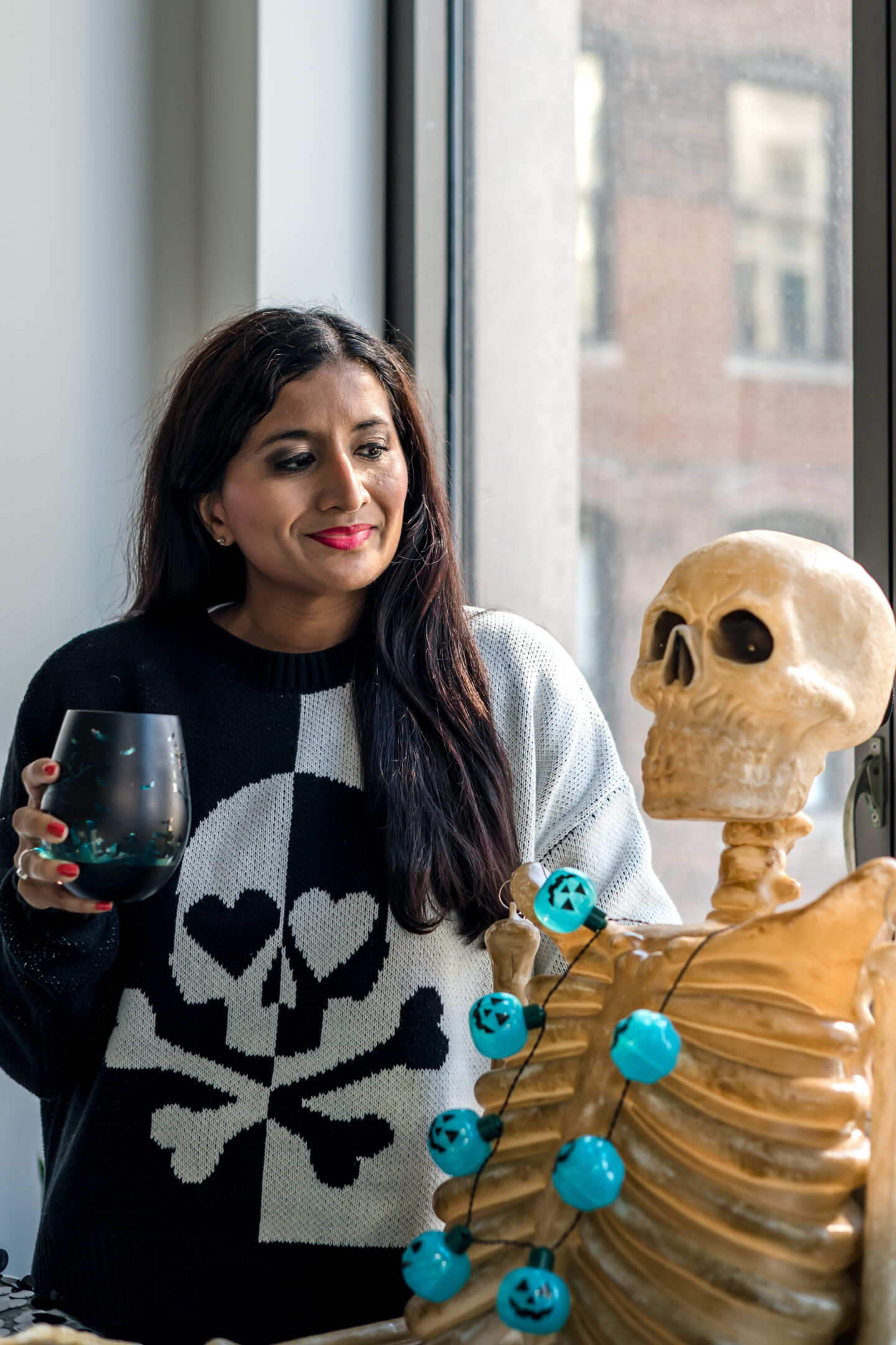 10 Stunning Black and Teal Halloween Party Ideas: Ghoulish Halloween Theme Ideas Teal Halloween Tablescape. Halloween Theme.