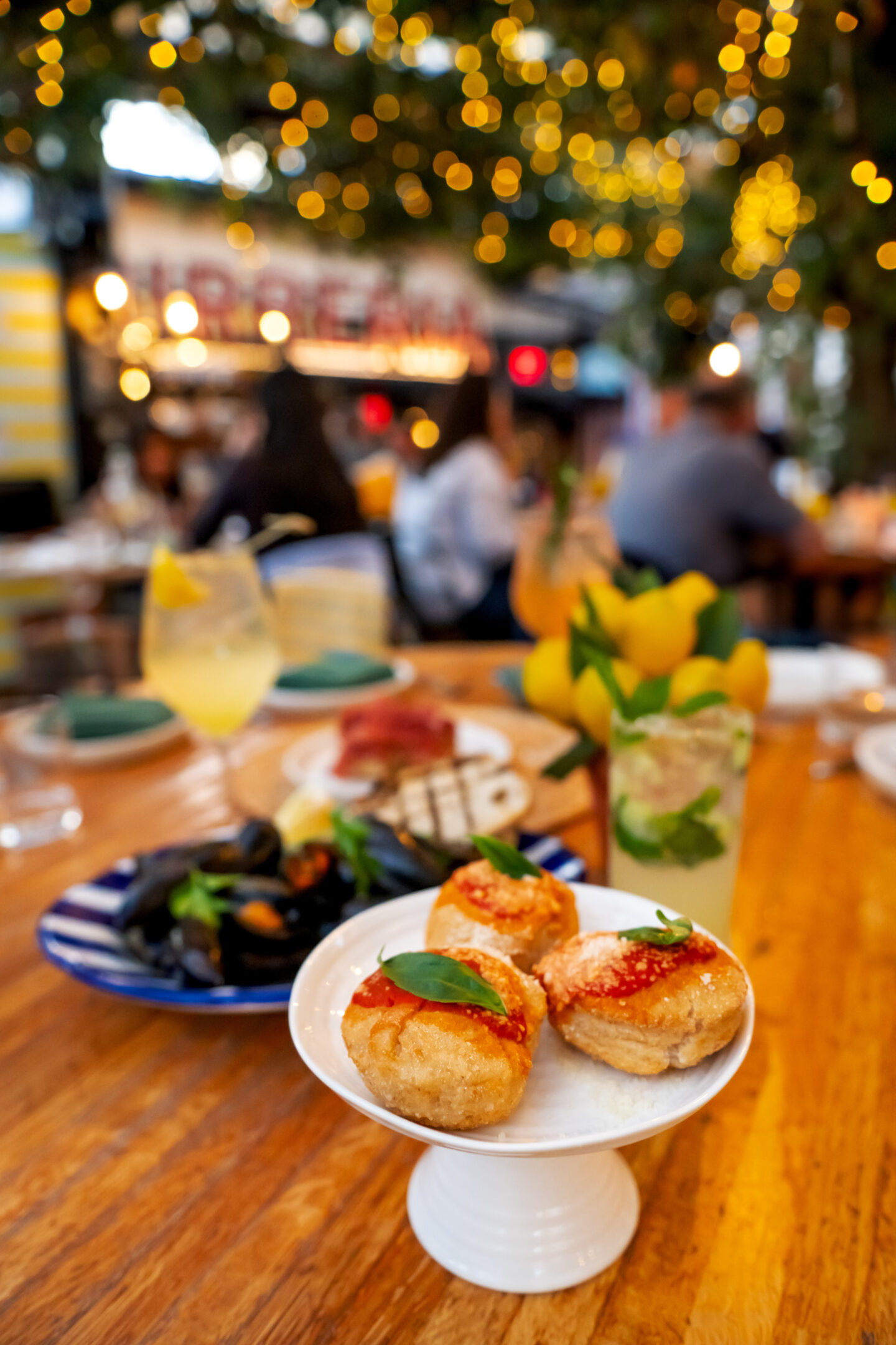 Best NYC Summer Restaurants Eataly Mini Pizza, Mussels 