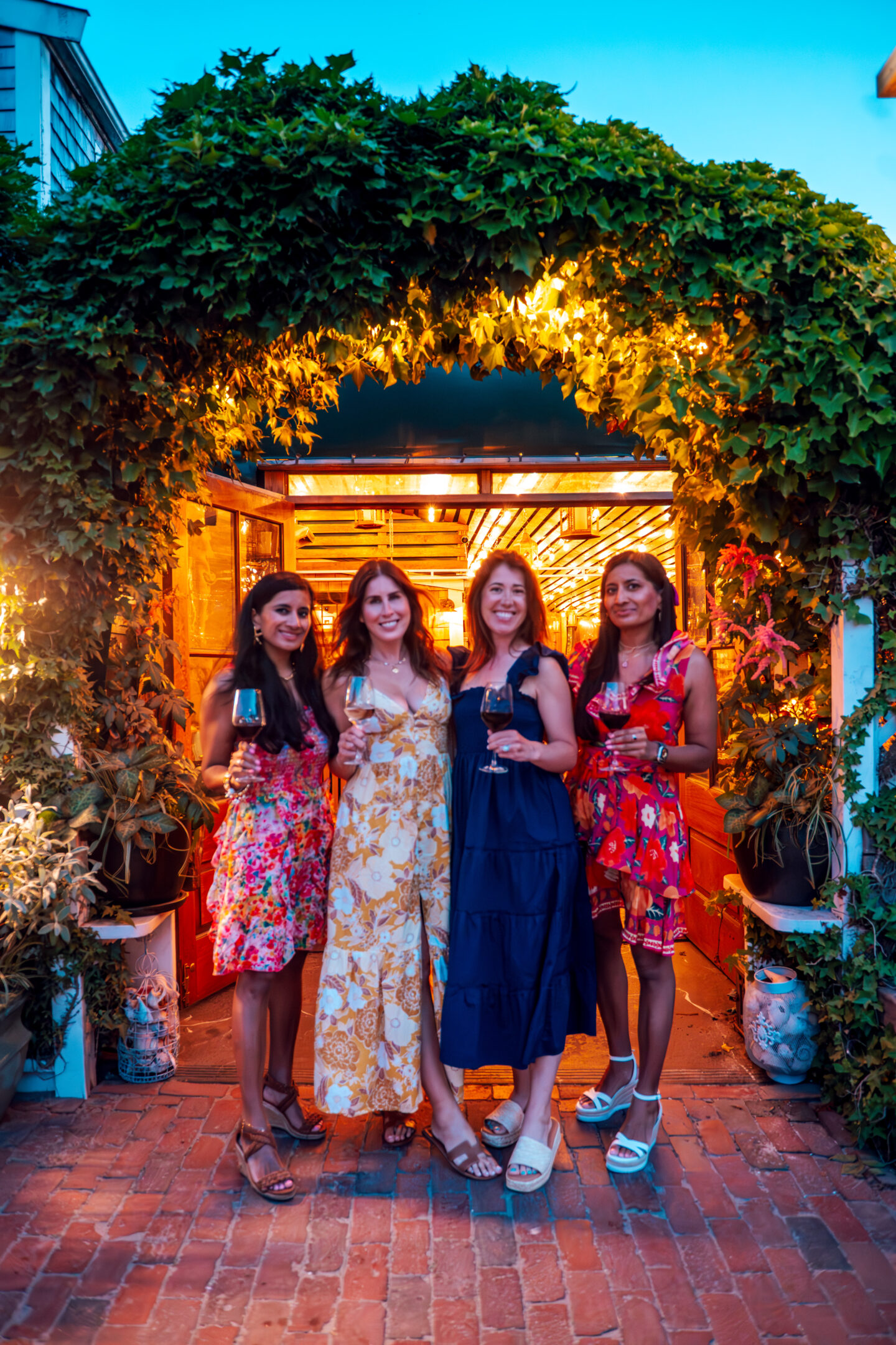 NANTUCKET TRAVEL GUIDE: LADIES AT AMERICAN SEASONS