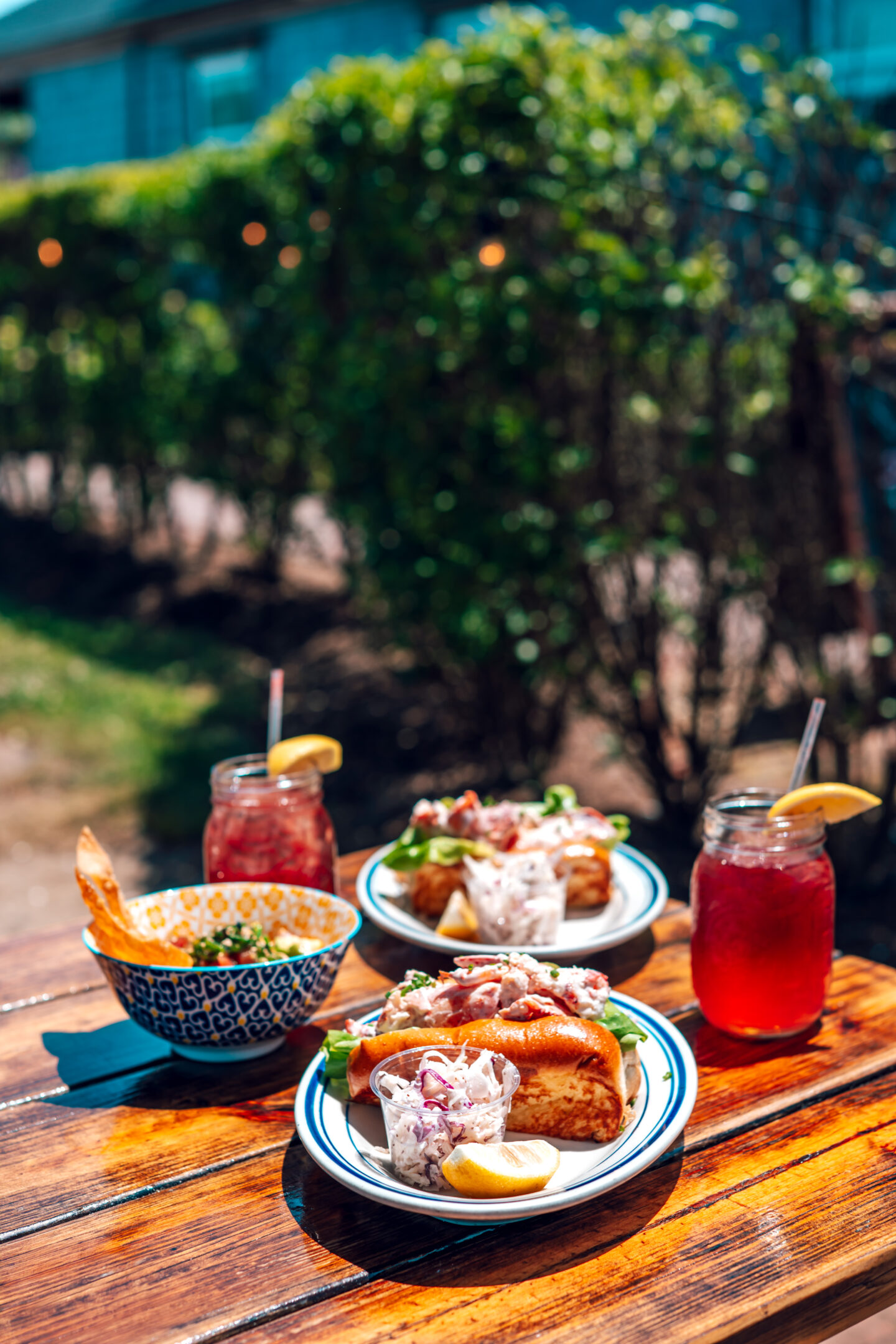 NANTUCKET TRAVEL GUIDE: MILLIE'S LOBSTER ROLLS AND BLUEBERRY LEMONADE