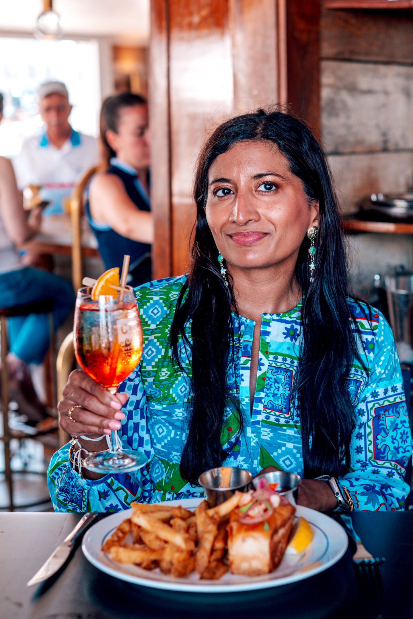 NANTUCKET TRAVEL GUIDE: CRU 