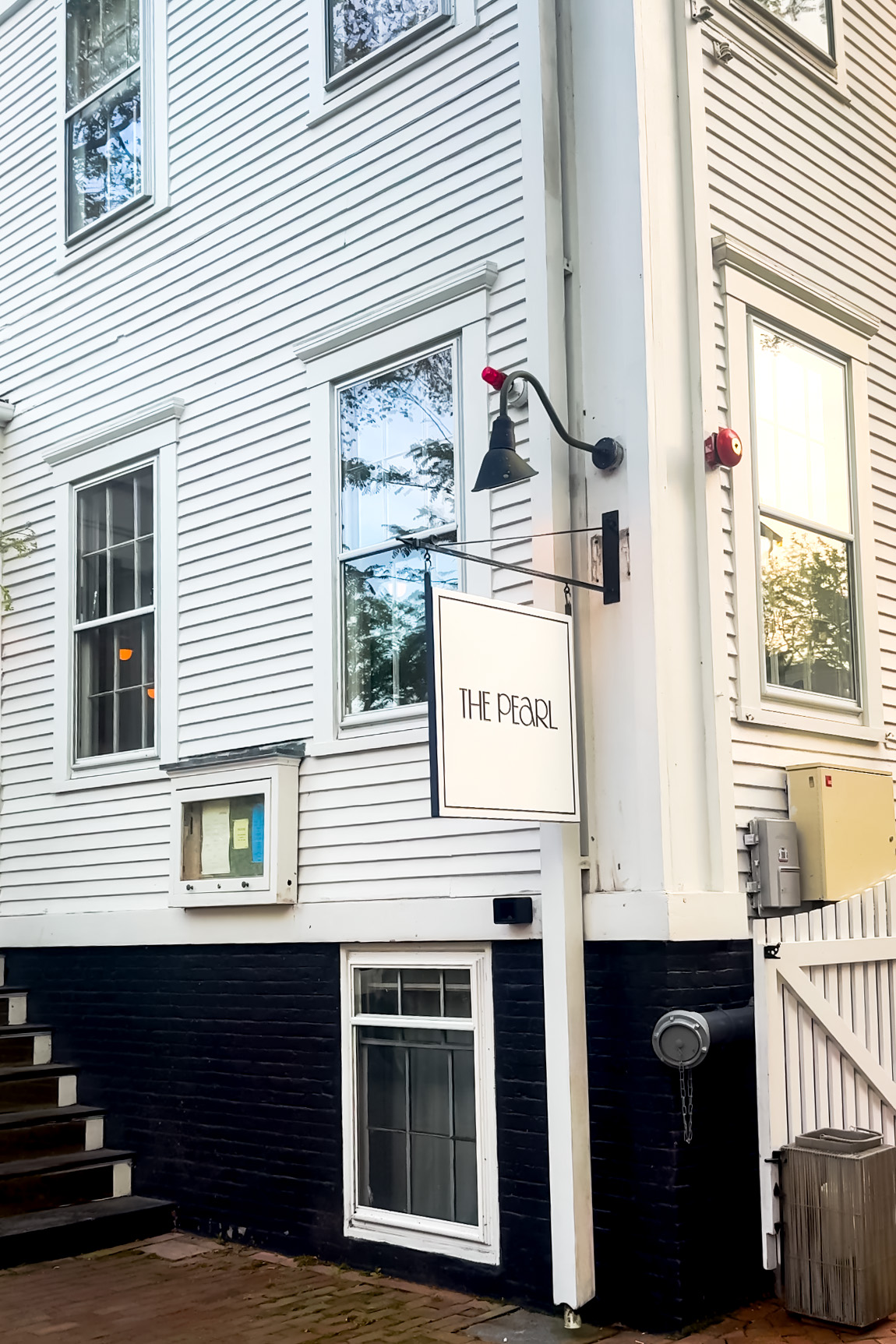 NANTUCKET TRAVEL GUIDE: THE PEARL
